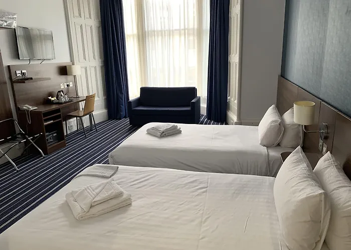 Piries 3* Edynburg