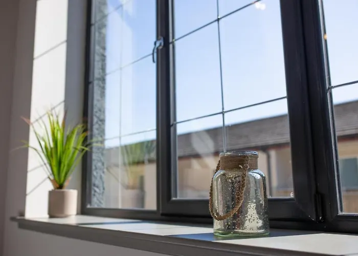 Trafalgar Lane Edinburgh