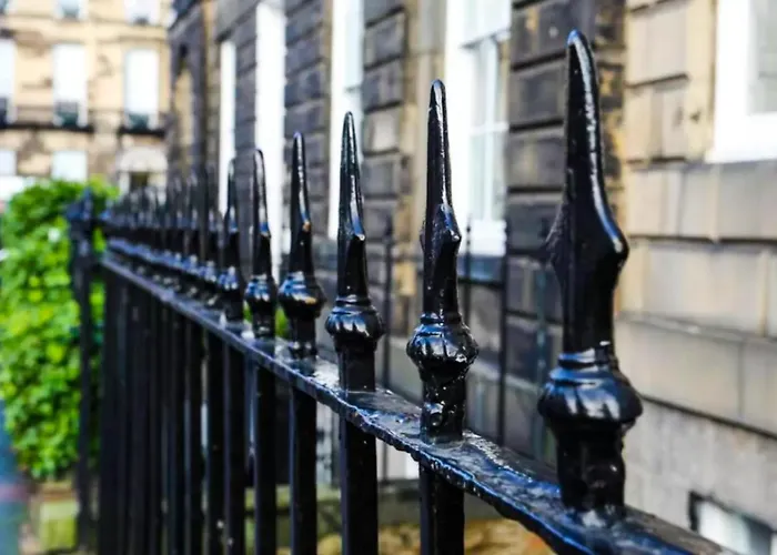 Ultra Modern, Stylish Next To Princes St * Edinburgh
