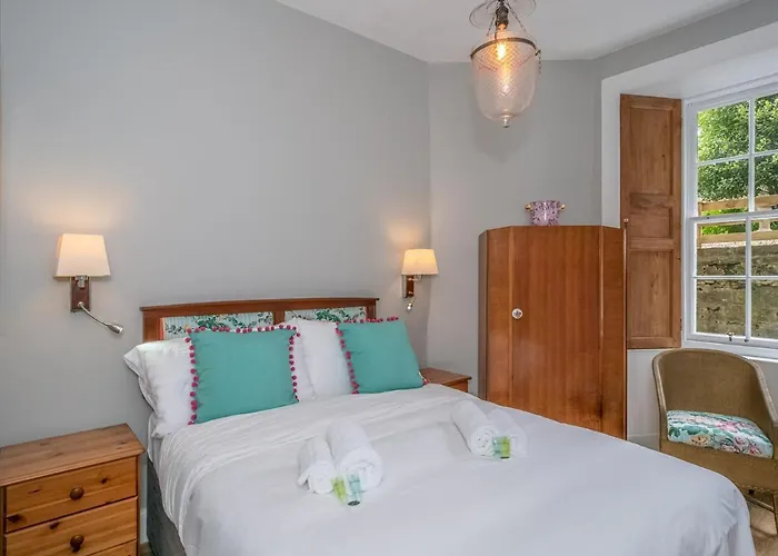 Superb 3beds House In Chic Area Of The Centre - Pass The Keys