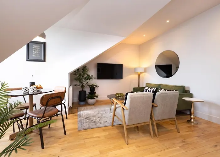 Apartment Joivy Luxury Flat Near Castle
