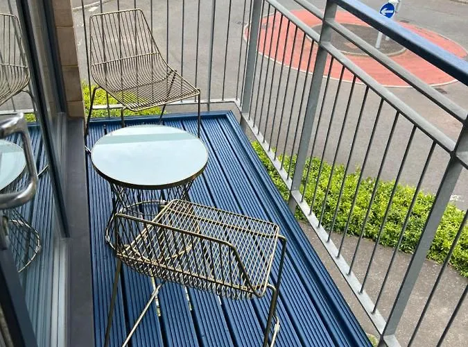 Strada אדינבורו