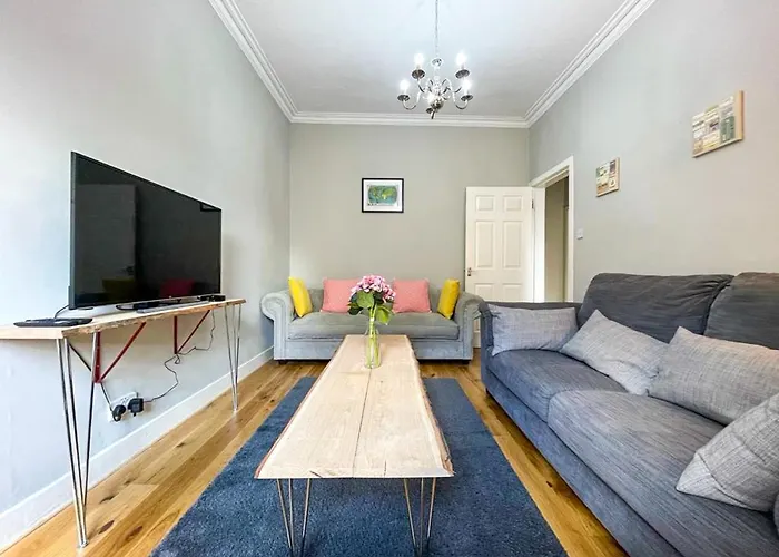Lägenhet Charming 3 Bed In Old Town Edinburg