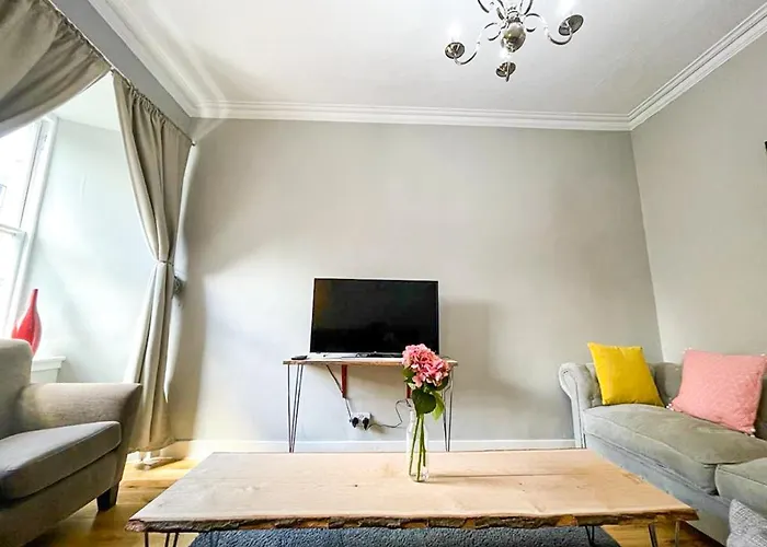 Charming 3 Bed In Old Town Lägenhet Edinburg