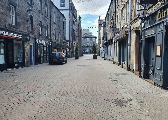 Διαμέρισμα Lovely 2 Bedroom Flat In The Heart Of The Εδιμβούργο