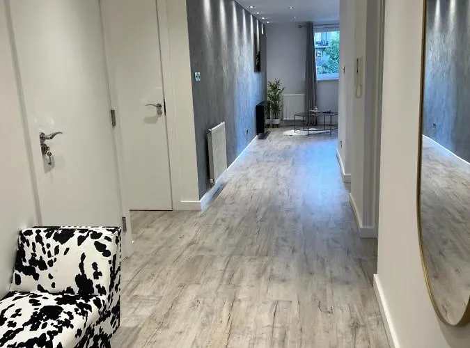 Strada * אדינבורו