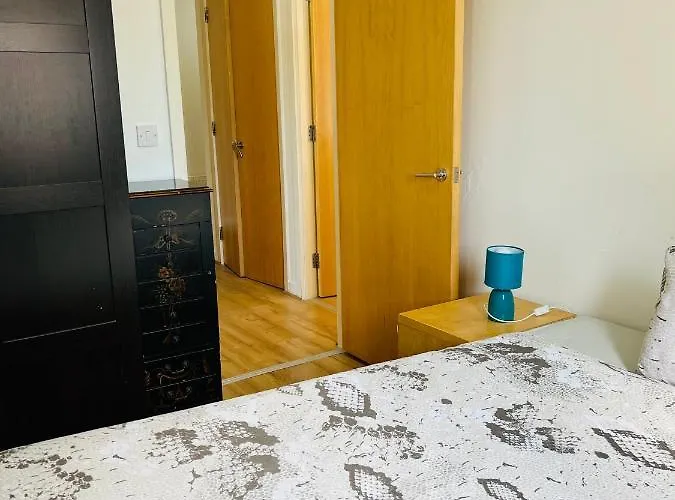 Lägenhet Fabulous 1bed 1bath Ground Floor Shared ,only Double *