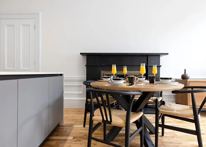 Apartamento Dragon Luxury Serviced At Alva Street *