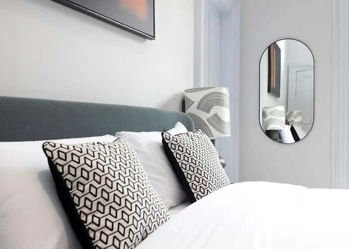 Apartamento Dragon Luxury Serviced At Alva Street Edimburgo