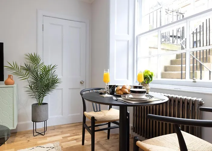 Dragon Luxury Serviced At Alva Street * Edimburgo