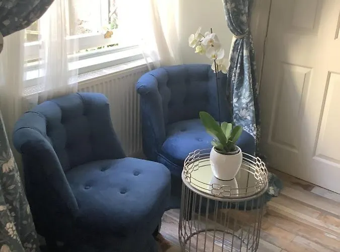 Gasthuis A In The - West