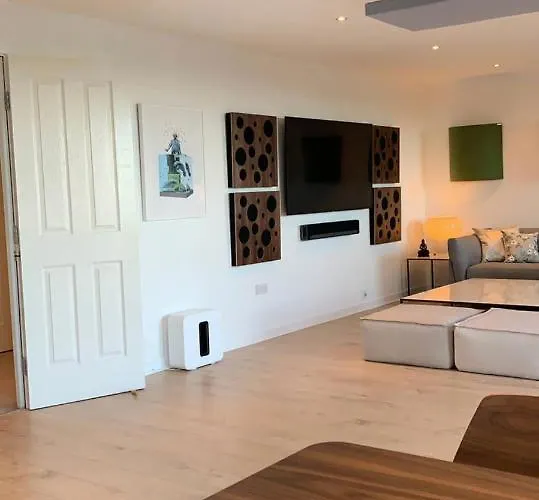 Beautiful Modern Sea-side In The Apartmán Edinburgh