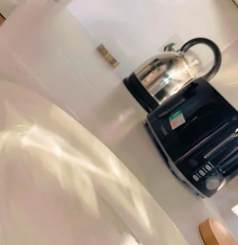 Leven Daire Edinburgh