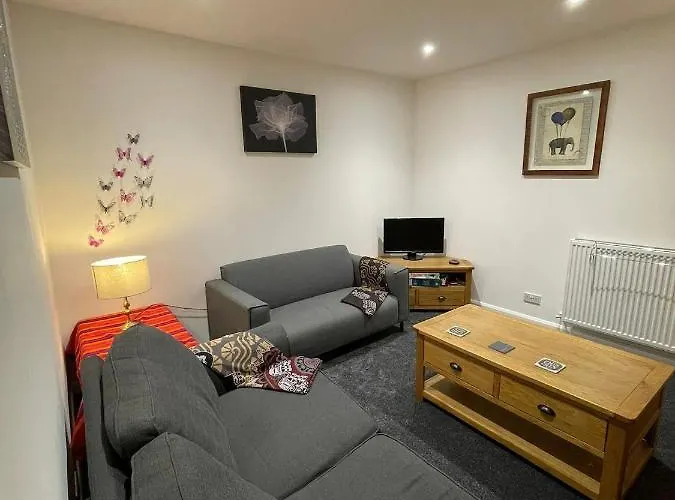 Lejlighed Lovely 2-bedroom Flat In Centre