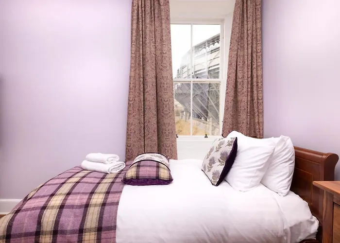 Joivy Cozy Near Castle * Edimburgo
