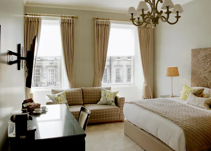 Nira Caledonia Hotel Edynburg