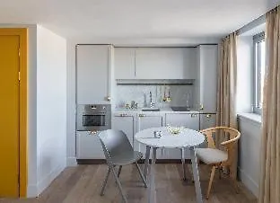 伊顿洛克公寓式酒店 酒店