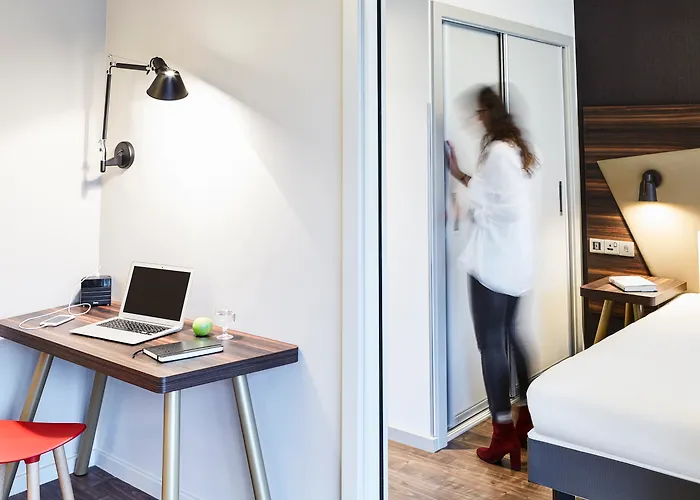 Adagio Royal Mile 4*