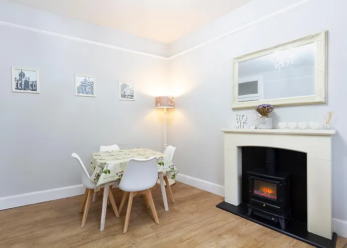 Apartment Cosy Near Centre Edinburgh
