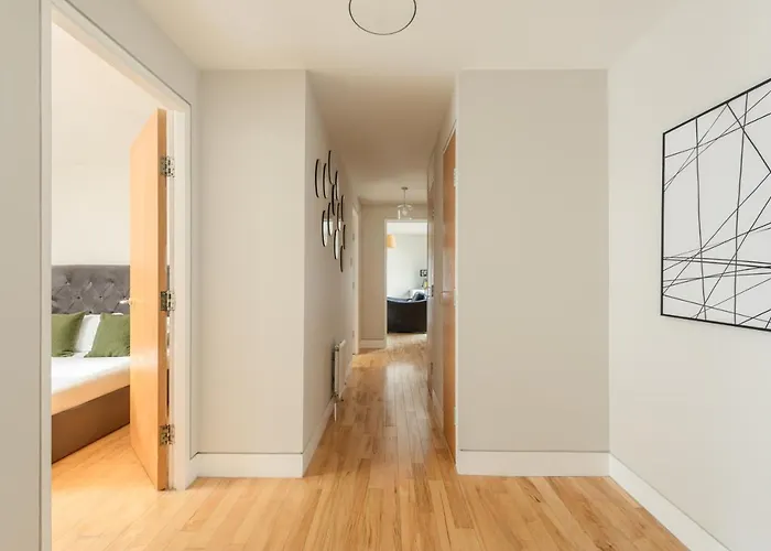 The New Town Mews By Calton Living *