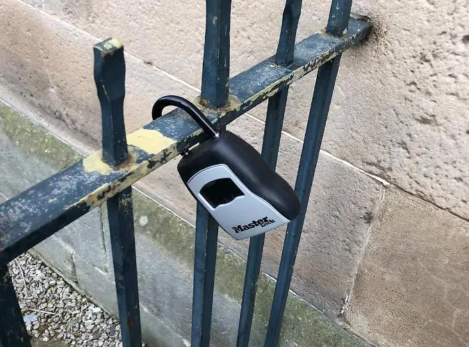 One Bedroom Flat On Ground Floor إدنبرة