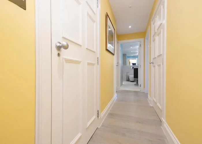 Joivy Inviting Flat At The Heart Of Edynburg