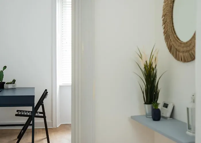 Lovely 1-bedroom In Lejlighed Edinburgh
