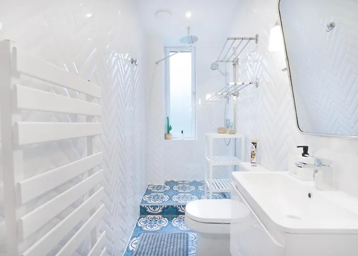 דירה Meadowbank 3-bed