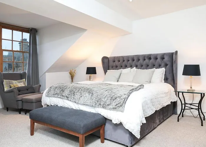 Luxury 3 Bed Royal Mile * 爱丁堡