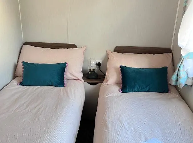 Lovely 3 Bedroom In Seton Wi-fi Xbox Campingplads Edinburgh