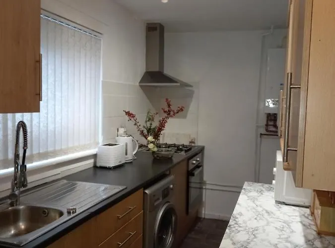 White House In Edinburgh, 2 Bedroom Good Location