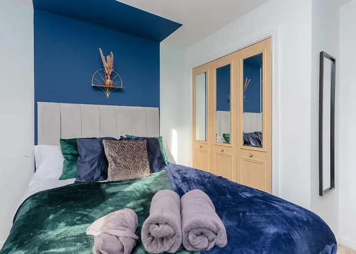 Stylish 2 Bedroom In