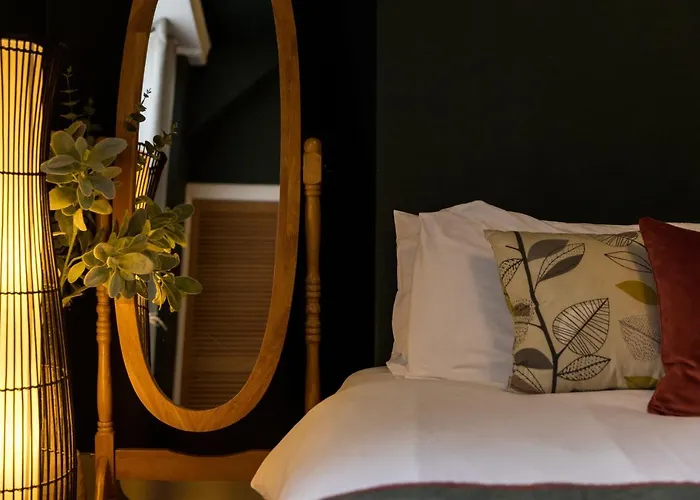 Joivy Contemporary With Free Parking Édimbourg