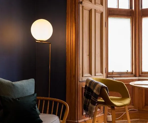 Joivy Contemporary With Free Parking * Édimbourg