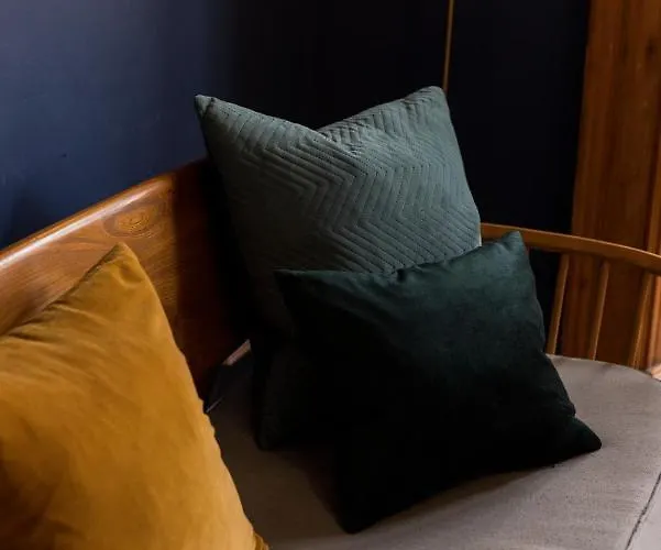 Joivy Contemporary With Free Parking * Edinburgh