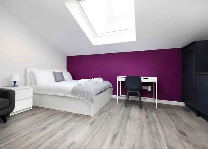 Altido Elegant Near The Meadows דירה *