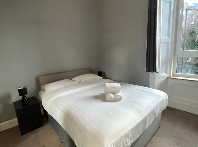 דירה Bright 3 Bedroom *