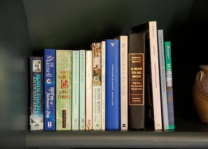 Rock House - Photographer's - Historic Gem In The Heart Of The