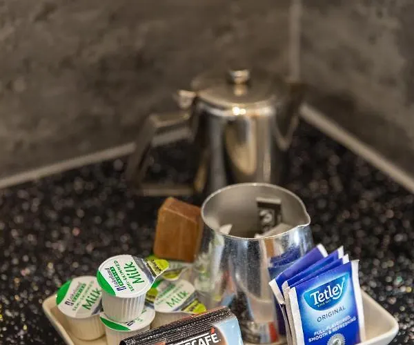 Daire New 2 Bed With Stunning Views Of Arthur Seat Mountain *