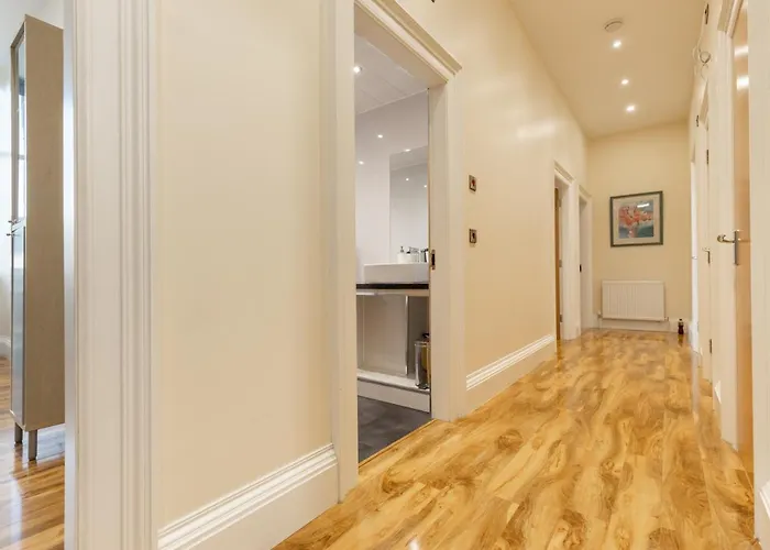 New 2 Bed With Stunning Views Of Arthur Seat Mountain Apartmán *