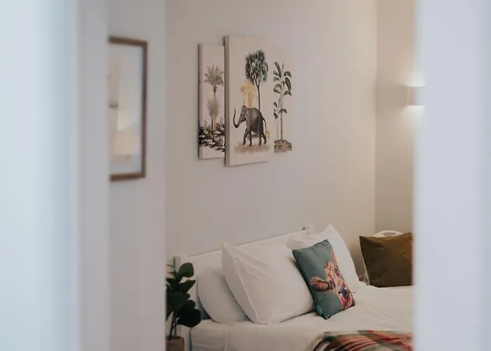 Luxury Modern 3 Bedroom In Centre דירה אדינבורו