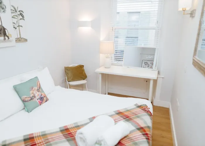 דירה Luxury Modern 3 Bedroom In Centre *