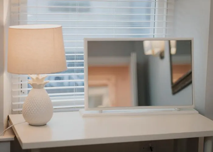 Luxury Modern 3 Bedroom In Centre דירה