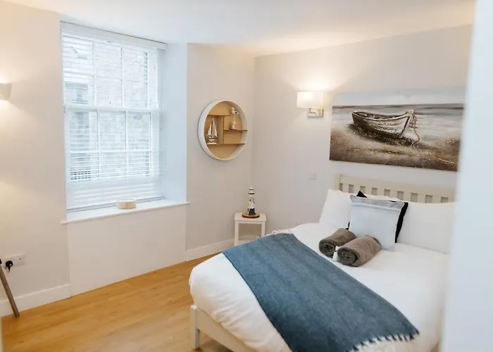 Luxury Modern 3 Bedroom In Centre * אדינבורו