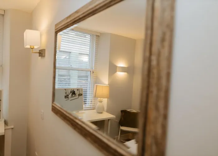 דירה Luxury Modern 3 Bedroom In Centre