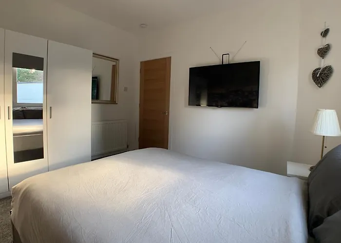 Maria- Bright And Modern Center . Daire