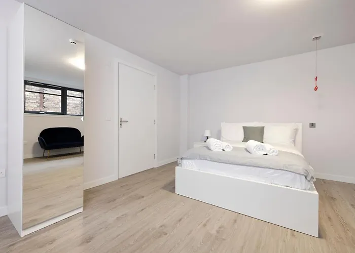 Altido Elegant Near The Meadows דירה *