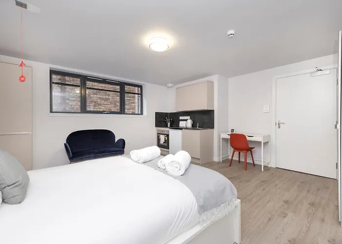 Altido Elegant Near The Meadows *