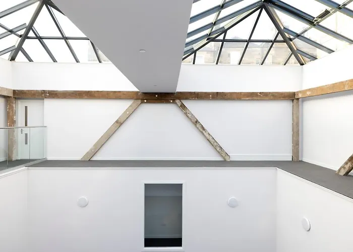 Altido Elegant Near The Meadows