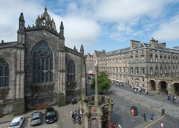 Parliament Sq 12 Royal Mile Appartement *